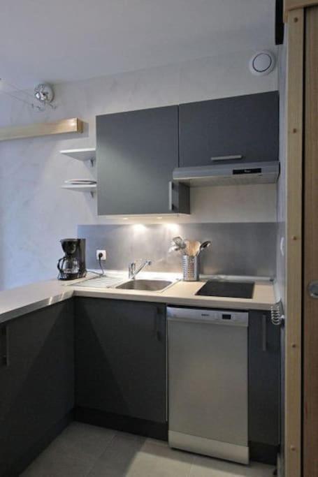Appartement Avec Ascenseur La Defense Courbevoie Bagian luar foto
